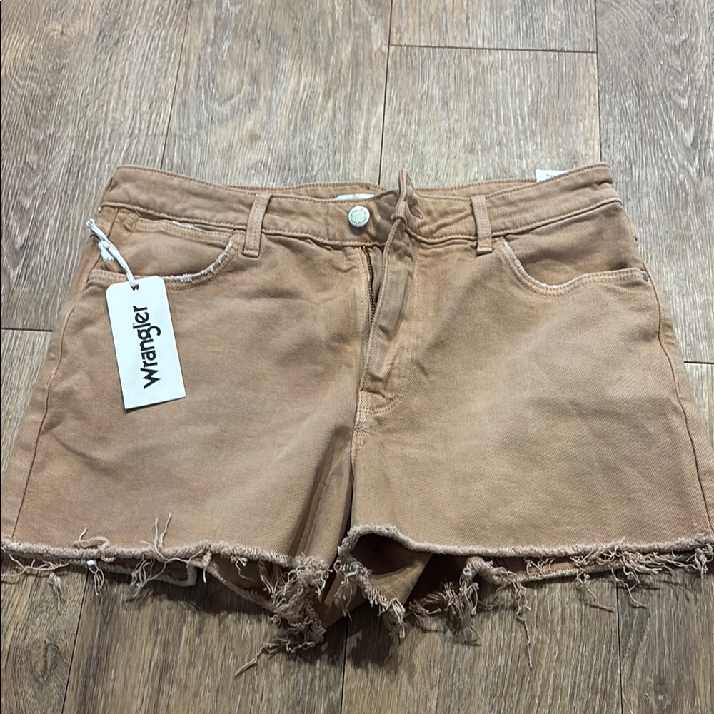 NWT Tan Wrangler Shorts